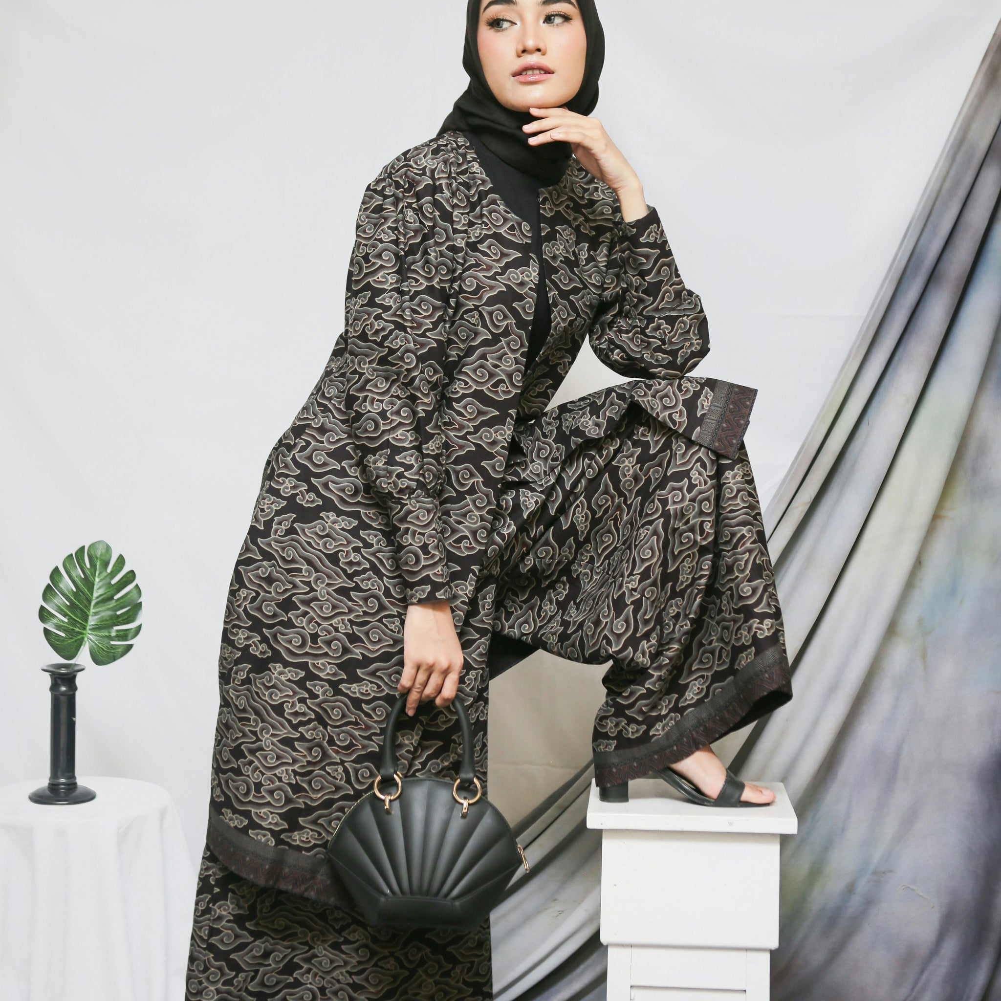Luxeo Fashion new arrivals collection showcasing trendy women’s clothing