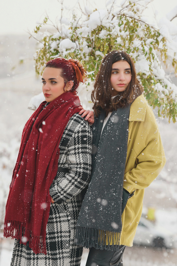 Luxeo Fashion women’s winter special collection featuring cozy sweaters and jackets